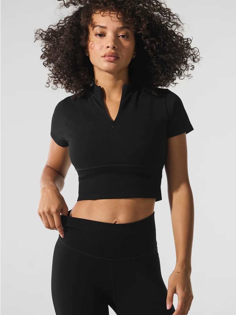 Alo Women’s Black Crop Tee - Short Sleeve - Picture 2 of 5